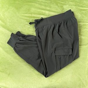 All in motion cargo jogger pants